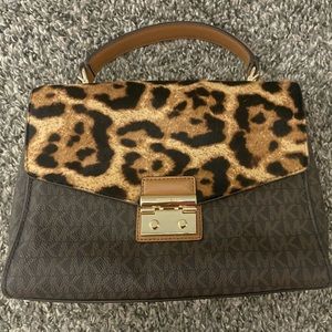 Micheal Kors half leopard print Pony hair crossbody